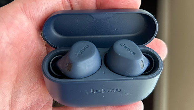 Jabra Elite 8 Active Earbuds Review